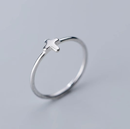 Elegant Cross Ring for Personal Style